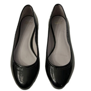 COPY - Johnston & Murphy - Women’s Size 6 Black Patent Leather Closed Toe Flat